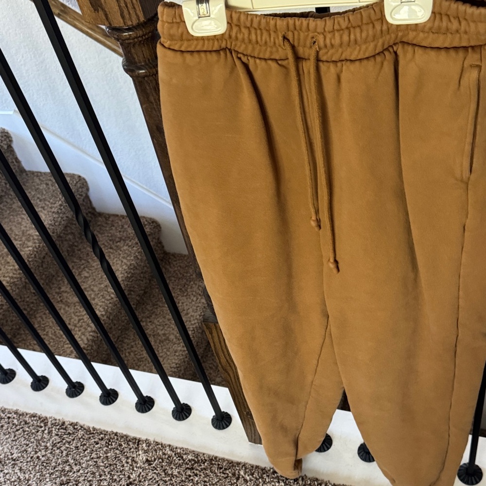 Men's Tan Pants